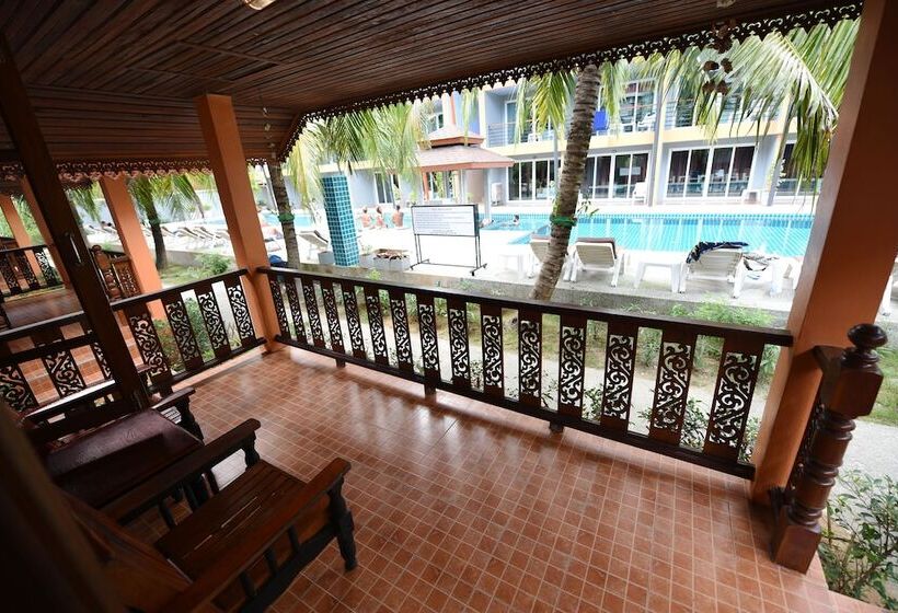 디럭스 방갈로, Phi Phi Anita Resort