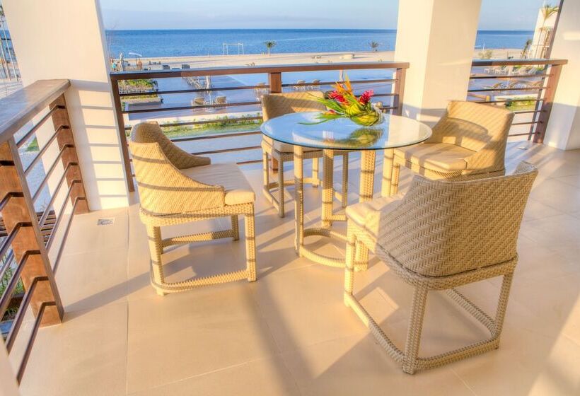 سوییت با چشم‌انداز دریا, Kandaya Resort