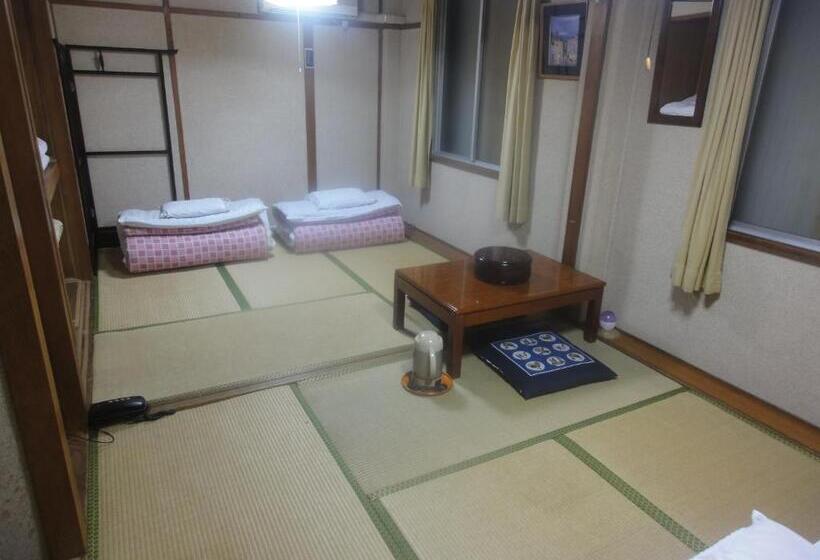 Семейный Номер, Kasuga Ryokan