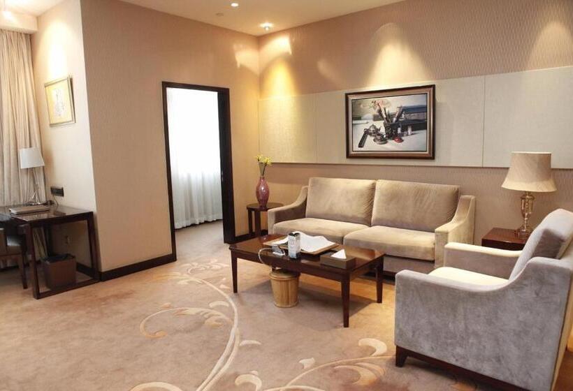 Suite Executive, Ritan Hotel Downtown Beijing