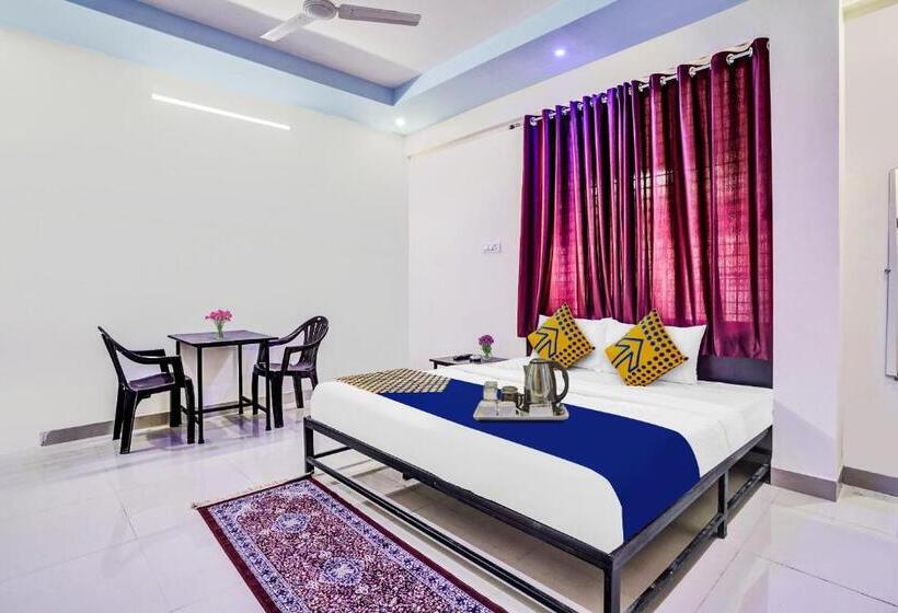 トリプルクラシックルーム, Oyo Flagship 70191 Vandanvilla Service Apartment