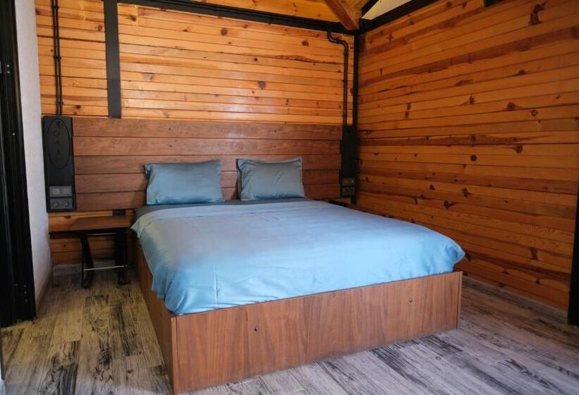 デラックスバンガロー, Kosa Otel çeşme