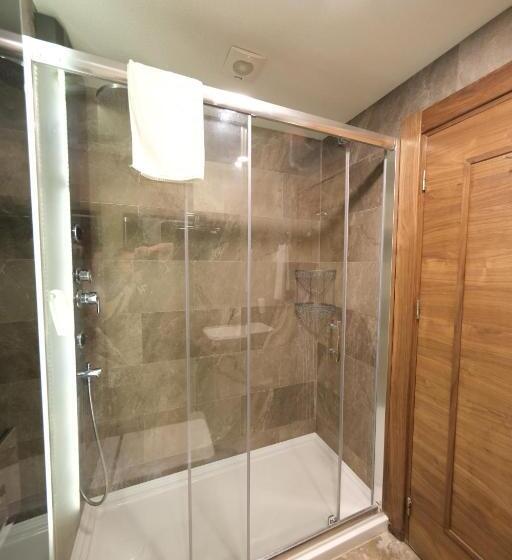 デラックストリプルルーム, Kosa Otel çeşme