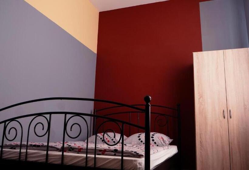 バス共有のスタンダードルーム, Deep Guest House