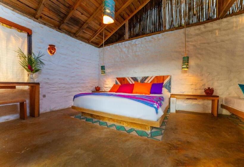 プールの見えるスタンダードトリプルルーム, Canto Del Agua Ecolodge