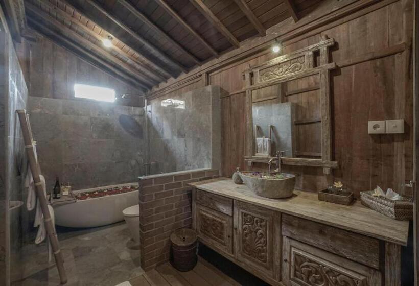 Номер Deluxe, Kirani Joglo Villa Bali By Mahaputra