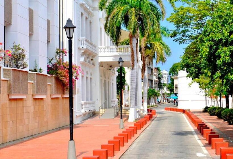 اتاق استاندارد با سرویس بهداشتی مشترک, Aurelia Compartida Hospedaje