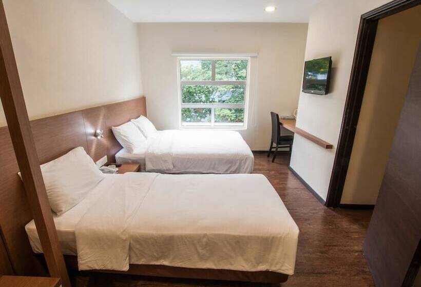 Номер Стандарт Трехместный, Nagoya Inn
