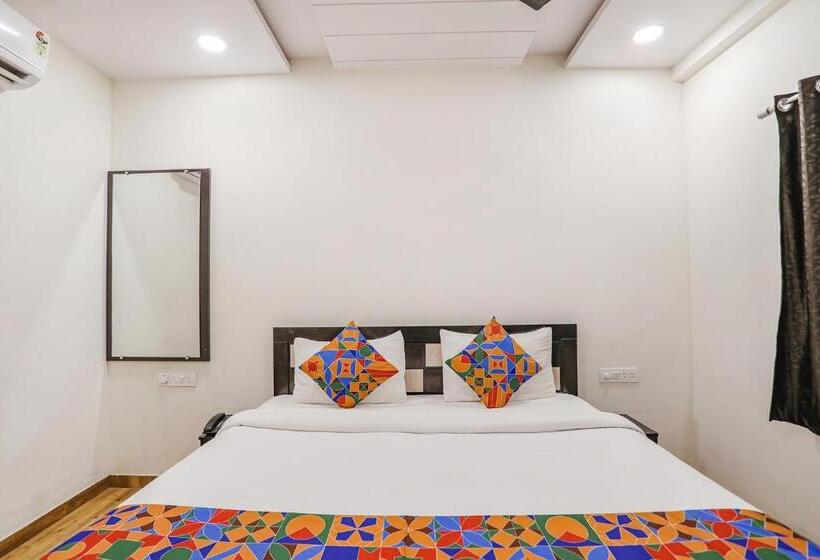 Номер Deluxe, Fabhotel Royal Stay