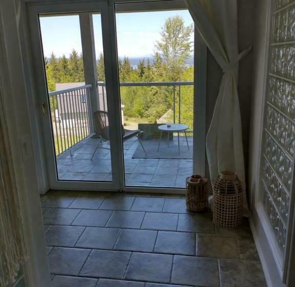 اتاق استاندارد با تخت بزرگ, By The Bay Lavender Villa