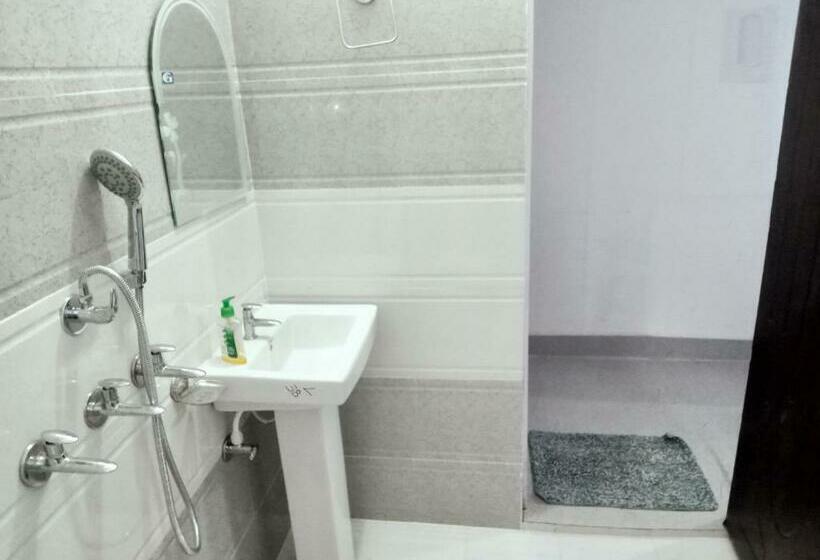 豪华房间, Gujrada Peaks Home Stay