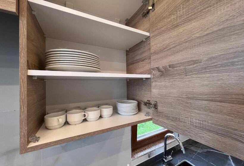 Апартаменты 1 Спальня Вид на Море, Shen Home Life