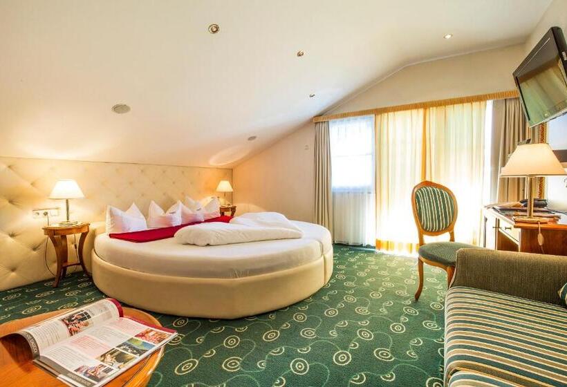 Полулюкс с Балконом, .. Mein Romantisches Hotel Toalstock