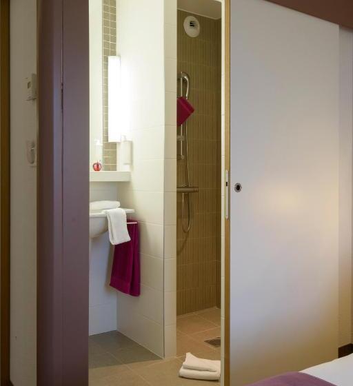 Номер Стандарт, Brit Hotel Reims Croix Blandin