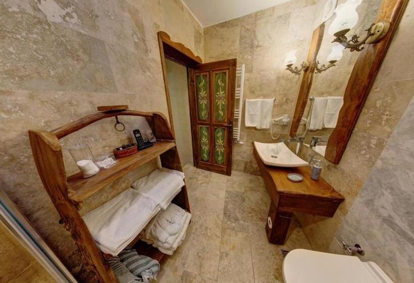 Люкс, Turkish Cave House