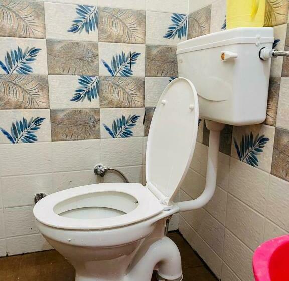 Номер Deluxe, Raj   Near Railway Station , Haridwar