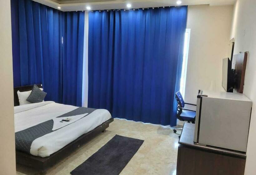 三人经典房间, Oyo 80981 Agm Residency