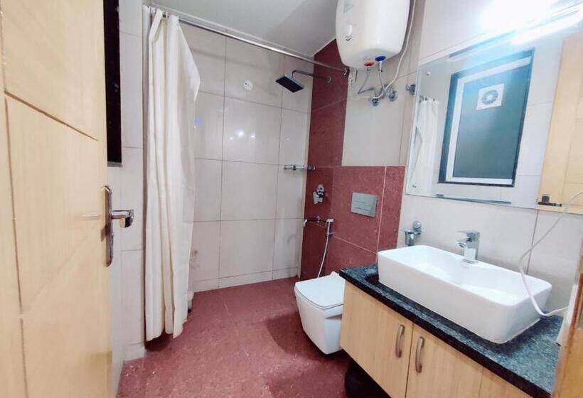 اتاق سوپریور, Blueneck Sec 47 Near Ikea Gmp Gurugram