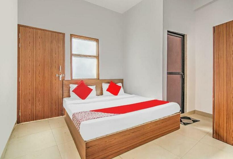 Трехместный Номер Классика, Flagship Dimond Hotel 2