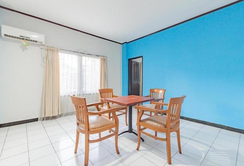 Семейный Номер, Reddoorz Near Plaza Balikpapan