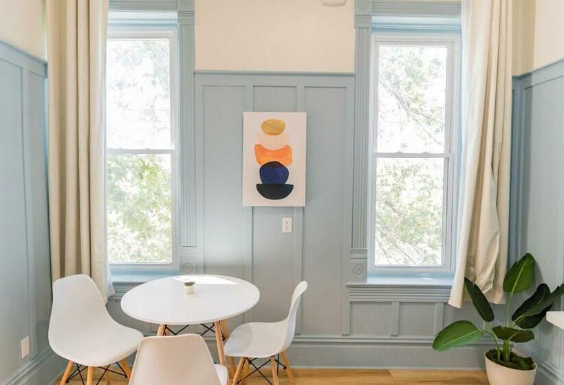 Люкс, Suite 3 Historic Art City Inn