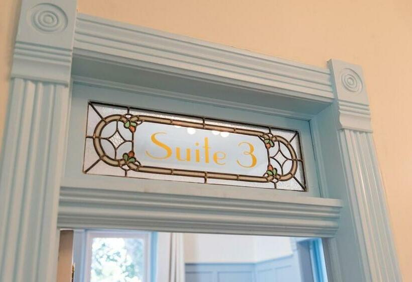 Люкс, Suite 3 Historic Art City Inn