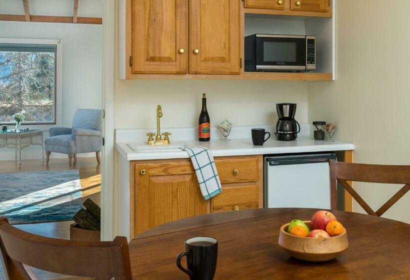 Люкс с Балконом, Gardenview Estate Bed And Breakfast