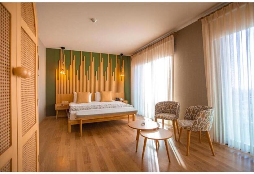 اتاق لوکس, La Terrazza