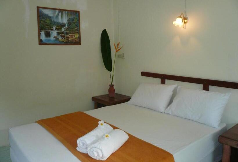 스탠다드 룸, Baan Lamai Resort