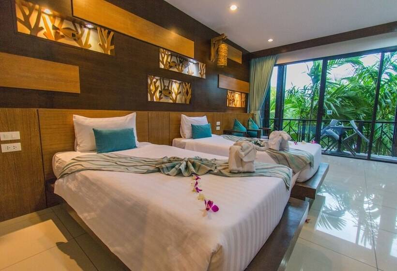 اتاق لوکس با چشم‌انداز باغ, Chaokoh Phi Phi Hotel And Resort  Sha Extra Plus