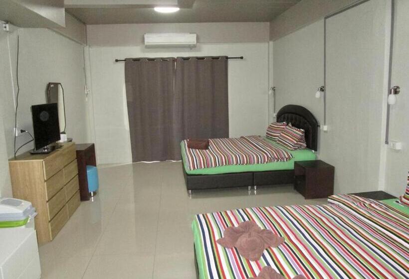 패밀리 룸, Pineapple Guesthouse
