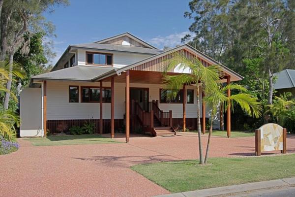 Дом 1 Спальня, Away Guesthouse  Away On Shirley Lane