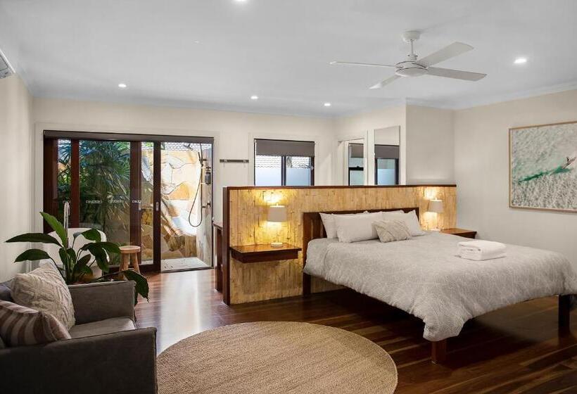 Номер Стандарт Вид на Парк, Away Guesthouse  Away On Shirley Lane