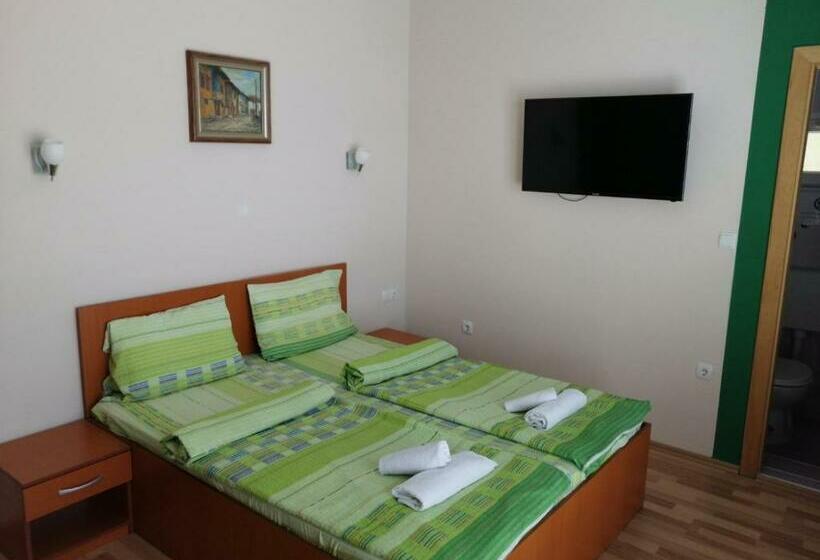 اتاق استاندارد با بالکن, Villa Mimi
