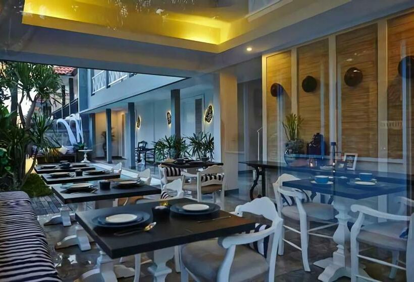 Номер Deluxe, The Kanjeng Suites Petitenget