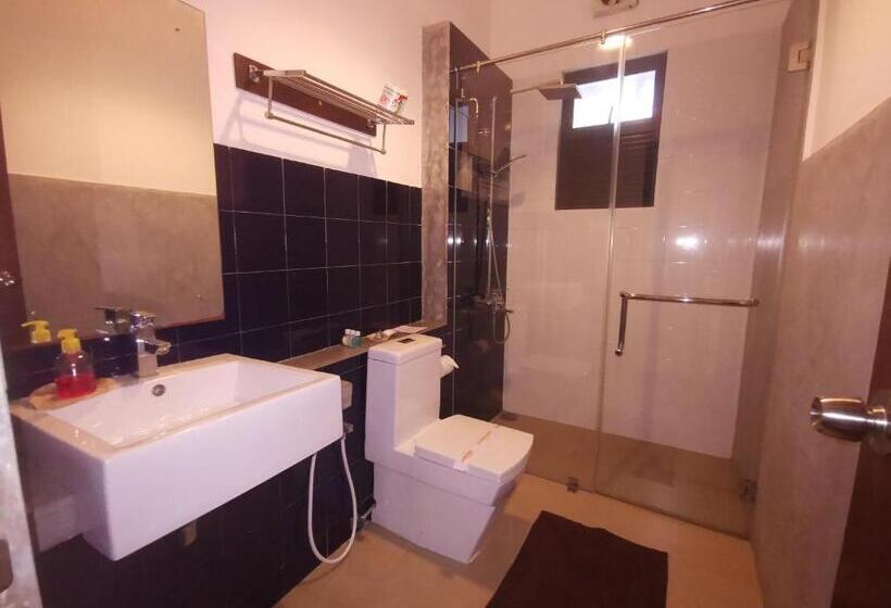 اتاق لوکس با تخت بزرگ, Wellé Wadiya Beach Villa