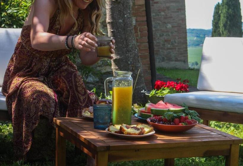 Трехместный Номер Комфорт, Agriturismo Quarantallina