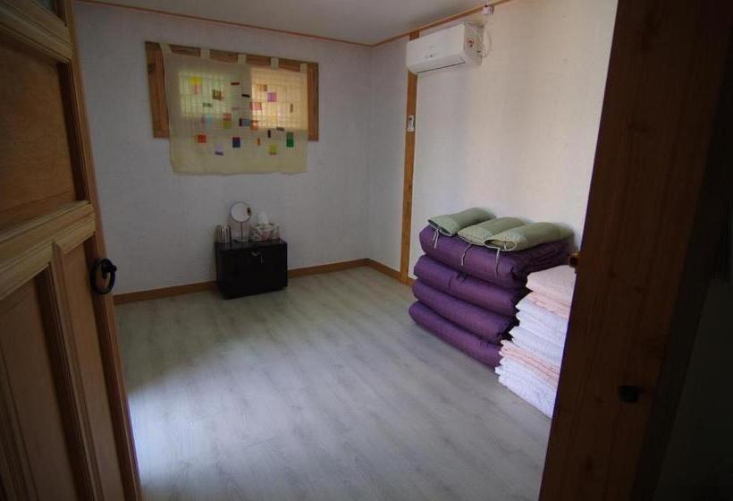 Quarto Triplo Estandar, Hanok Guesthouse Nuha