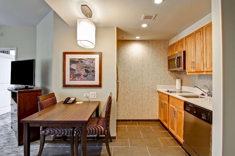 Люкс Кровать Кинг, Homewood Suites By Hilton Seattleissaquah