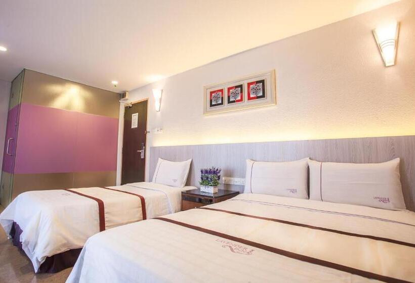 デラックスファミリールーム, Lavender Inn Nusa Bestari