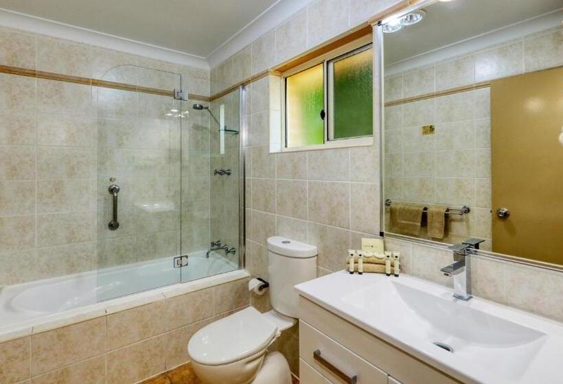 Номер Deluxe, Edward Parry Motel And Apartments