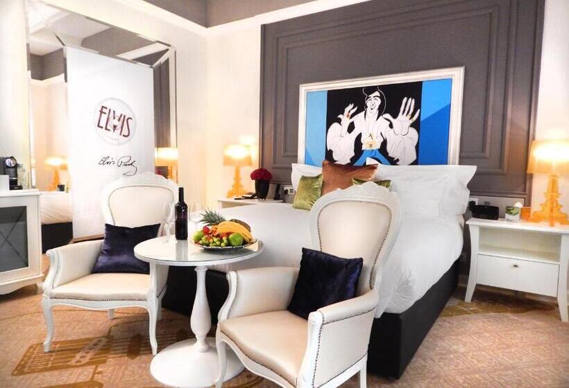 Номер Deluxe Кровать Кинг, Aria Hotel Budapest By Library Hotel Collection