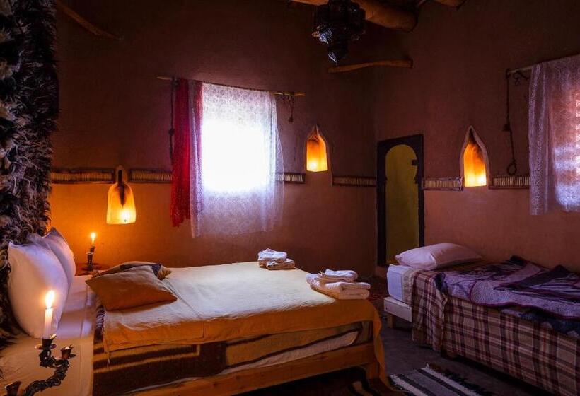디럭스 룸, Kasbah Tebi