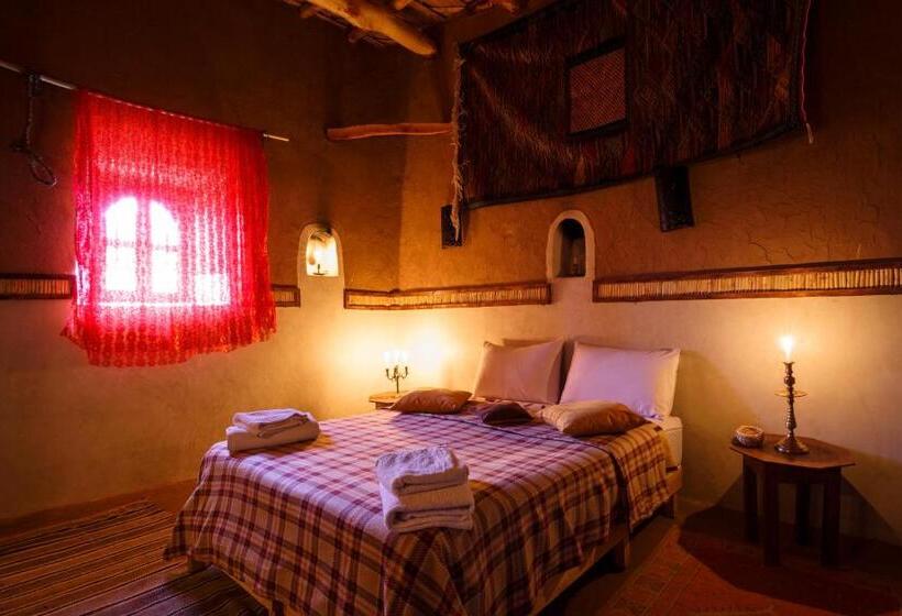 디럭스 4인 룸, Kasbah Tebi