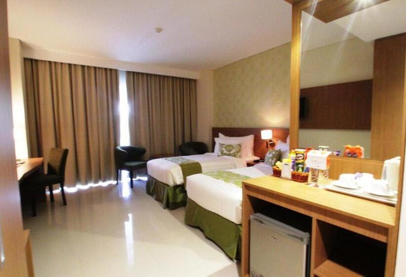 Номер Deluxe, Ijen Suites Resort & Convention