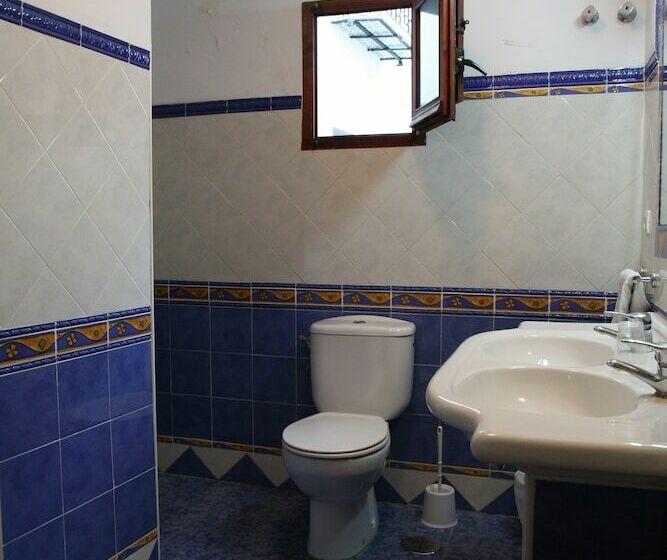 اتاق استاندارد سه نفره, Pension San Joaquin