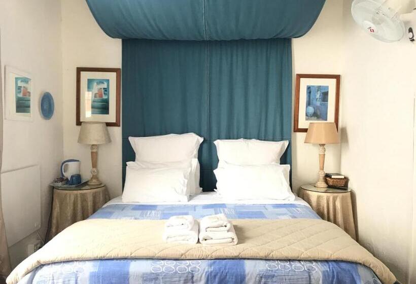 Номер Стандарт, Athenian Villa