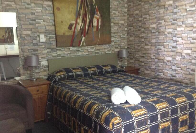 이코노미 룸, Ayr Max Motel