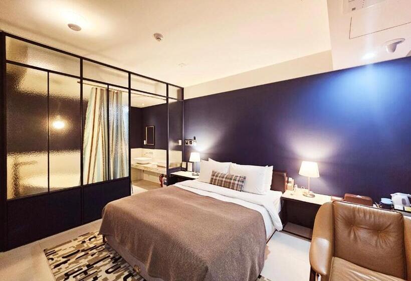 اتاق استاندارد, Js Boutique