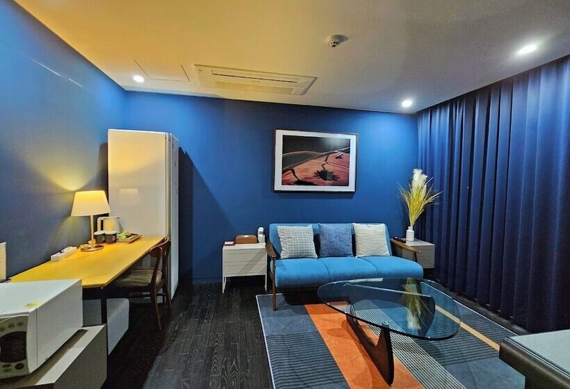 اتاق سوپریور, Js Boutique